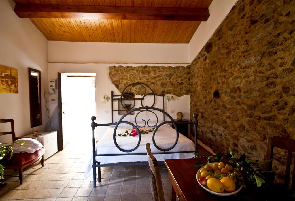 B & B Stillachiara Badolato Marina Exterior photo