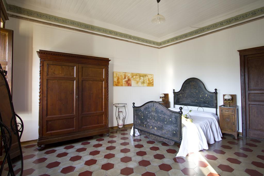 B & B Stillachiara Badolato Marina Exterior photo